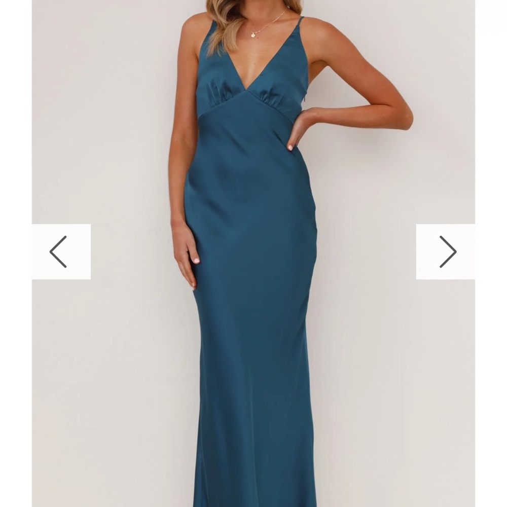 Elegant Teal Maxi Dress